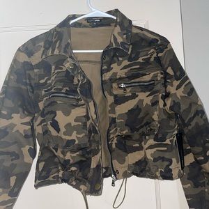 Cropped Camo Jacket